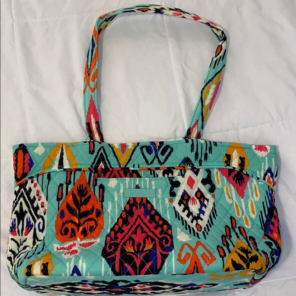 🏷 NWT🏷 Vera Bradley Tote